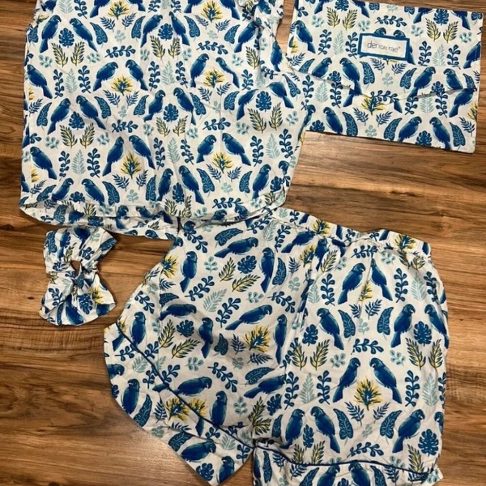 Denise Rae medium‎ pajama set - Picture 6 of 6